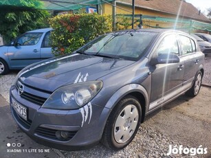 Opel Astra H 1.6 Essentia 156805 KM Végig SZV K...