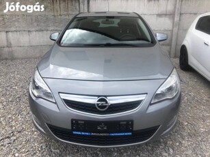 Opel Astra J 1.4 Sport