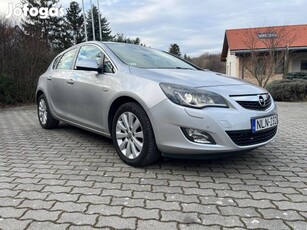 Opel Astra J 2.0 CDTI COSMO (Automata) Motoribás