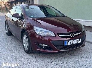 Opel Astra J Sedan 1.6 Enjoy EURO6 70178km