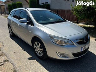 Opel Astra J Sport Tourer 1.7 CDTI Isuzu!