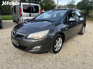 Opel Astra J Sports Tourer 1.4 T Cosmo (Automata)