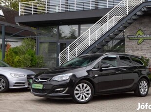 Opel Astra J Sports Tourer 1.7 CDTI Cosmo Sport...