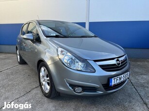 Opel Corsa D 1.2 Cosmo Kanyarkövető fényszóró....