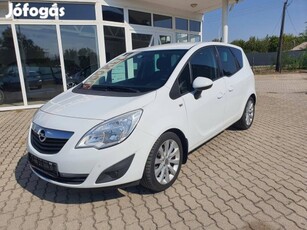 Opel Meriva B 1.4 T Enjoy Digitklíma. RADAR. 17...