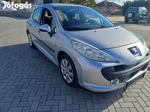 Peugeot 207 1.6 HDi Premium 103000 km ! Klima !