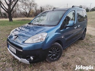 Peugeot Partner Tepee 1.6 VTI Outdoor Open Sky üvegtető