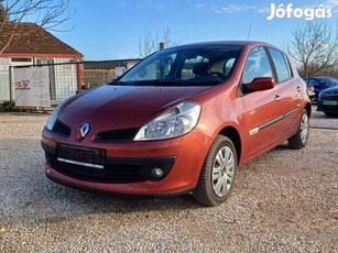 Renault Clio 1.2 16V Rip Curl