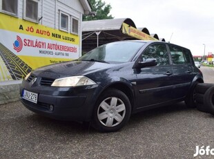 Renault Megane 1.6 16V Dynamique Komfort 3 gyár...