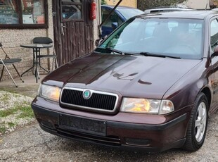 Skoda Octavia 1.6 GLX