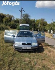 Skoda Octavia 1.6i