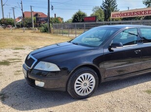 Skoda Octavia 2.0 TDI Elegance DPF