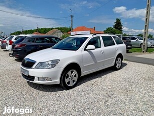 Skoda Octavia Combi 1.6 CR TDI Elegance 4x4 Nav...