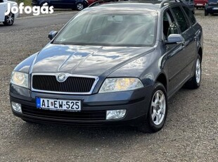 Skoda Octavia Combi 4x4 1.9 PD TDi Adventure Fr...