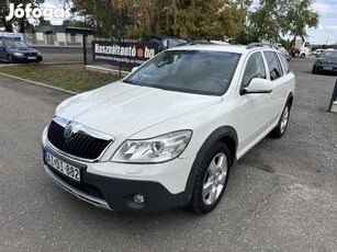 Skoda Octavia Combi Scout 2.0 CR TDI DPF 4X4.Az...