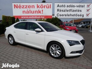 Skoda Superb 2.0 TDi SCR Style Magyarországi. 1...