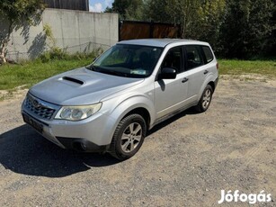 Subaru Forester 2.0 D Active (EU5)