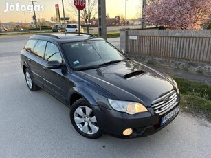 Subaru Outback 2.0 D Comfort Svájci autó volt!...