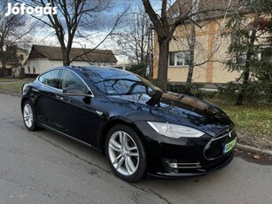 Tesla Model S 60 (Automata) Ingyenes Tesla Supe...