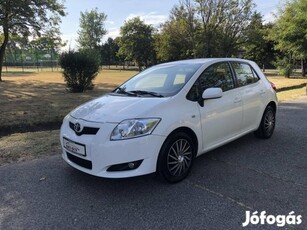 Toyota Auris 1.33 Live Akár 1 Év Garanciával