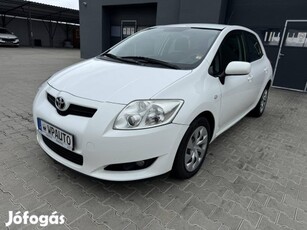 Toyota Auris 2.0 D-4D Luna