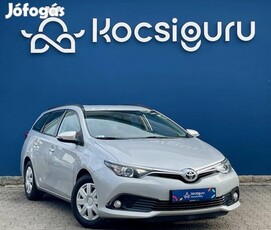 Toyota Auris Touring Sports 1.33 Live / Mo-i!/...