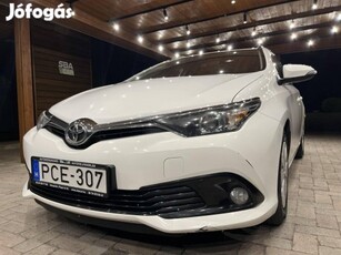 Toyota Auris Touring Sports 1.4 D-4D Live Áfás...