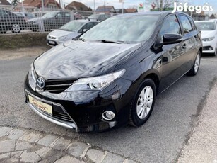 Toyota Auris Touring Sports 1.4 D-4D Live Magya...