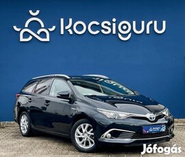 Toyota Auris Touring Sports 1.8 HSD Executive (...