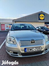 Toyota Avensis 1.8 1 év vizsgával