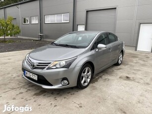 Toyota Avensis 2.0 D-4D Premium Szép Állapotban...