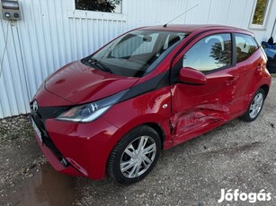 Toyota Aygo 1.0 x-play X Play-Style -Conectivit...