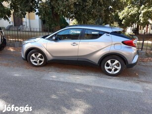 Toyota C-HR hibrid, automata sebváltó,85000km, 1,8-as eladó