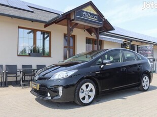 Toyota Prius 1.8 HSD Executive Leather (Automat...