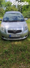 Toyota Yaris 1.3 benzin