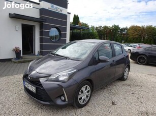 Toyota Yaris 1.5 Dual VVT-iE Selection Bronze M...