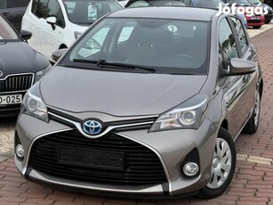 Toyota Yaris 1.5 HSD Live e-CVT 73.000KM!!! Már...