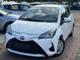 Toyota Yaris 1.5 VVT-i Hybrid Selection Blue e-...