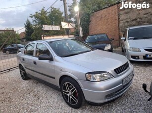 Újszerű opel astra g sedan