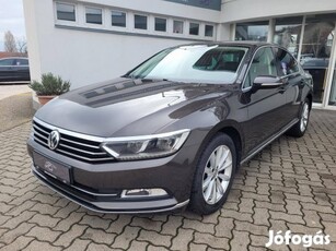 Volkswagen Passat VIII 2.0 TDI BMT SCR Highline...