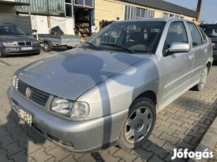 Volkswagen Polo Classic 1.6 75