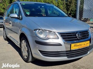 Volkswagen Touran 1.6 Conceptline Gyönyörű Álla...