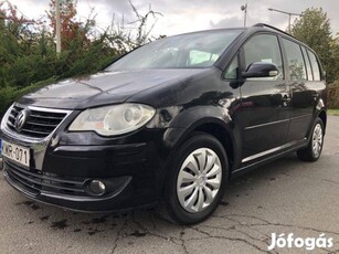 Volkswagen Touran Cross1.4 TSi DSG