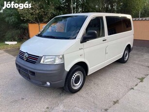 Volkswagen Transporter T5 1.9 TDI 9 személy. Há...