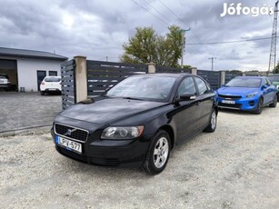 Volvo S40 1.6 D Momentum Szép állapot kívül-bel...