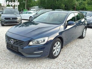 Volvo V60 1.6 D [D2] Kinetic Powershift Automat...