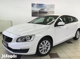 Volvo V60 2.0 D [D2] Kinetic Geartronic Navi+Ka...