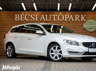 Volvo V60 2.0 D [D4] Momentum Geartronic 1 Év G...