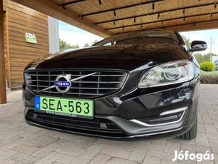 Volvo V60 2.4 D [D6] Phev AWD Momentum Geartron...