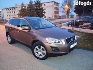 Volvo XC60 2.4 D Momentum Geartronic D5-ös. 163...